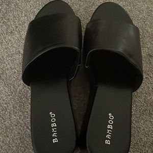 NEW Bamboo Black Platform Sandals